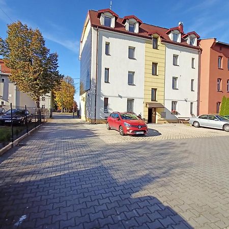 Apartament Pod Radiostacja -Gliwice Tarnogorska, Parking Free, Klimatyzacja المظهر الخارجي الصورة