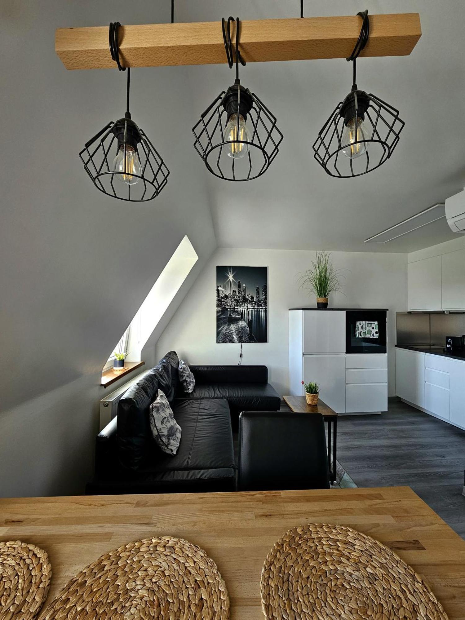 Apartament Pod Radiostacja -Gliwice Tarnogorska, Parking Free, Klimatyzacja المظهر الخارجي الصورة